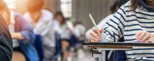 Universidad. Ayudas primera matrícula de primer curso. Bases reguladoras