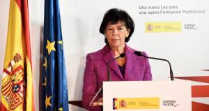 El profesorado pide a Celaá que se siente a negociar los aspectos que le afectan de la LOMLOE