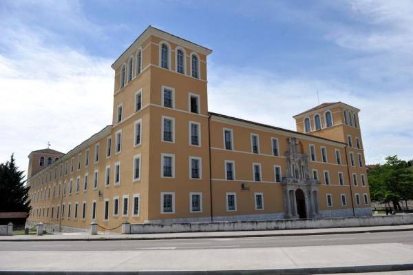 CCOO anuncia acciones legales para hacer efectivo el cobro del cuarto complemento autonómico al profesorado de las universidades públicas de Castilla y León