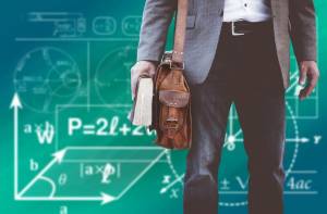 CCOO denuncia que el MIR educativo supondría más precariedad y rotación en los centros