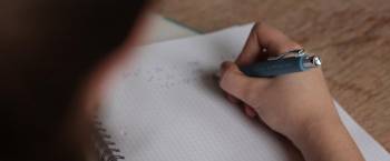 Interinos/as secundaria y otros cuerpos: listados definitivos de acreditación lingüística. Curso 2024-25