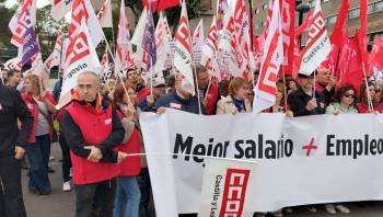 CCOO, UGT y CSIF se concentran en toda Castilla y León por la negociación, la subida salarial y la mejora de los servicios públicos