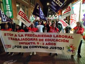 Las trabajadoras de las escuelas infantiles se manifiestan por la dignificación de sus condiciones