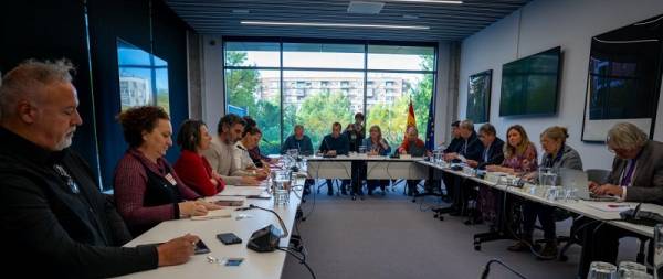 CCOO tacha de ofensiva la oferta de subida salarial del Gobierno para las empleadas y empleados públicos