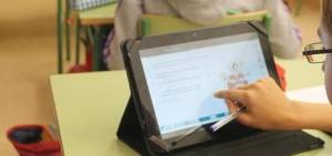 Ayudas para la adquisición de dispositivos digitales (tablets). Convocatoria