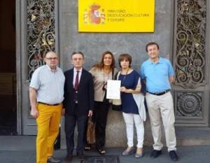 El profesorado exige participar en los informes en materia educativa que el Gobierno envía a Bruselas